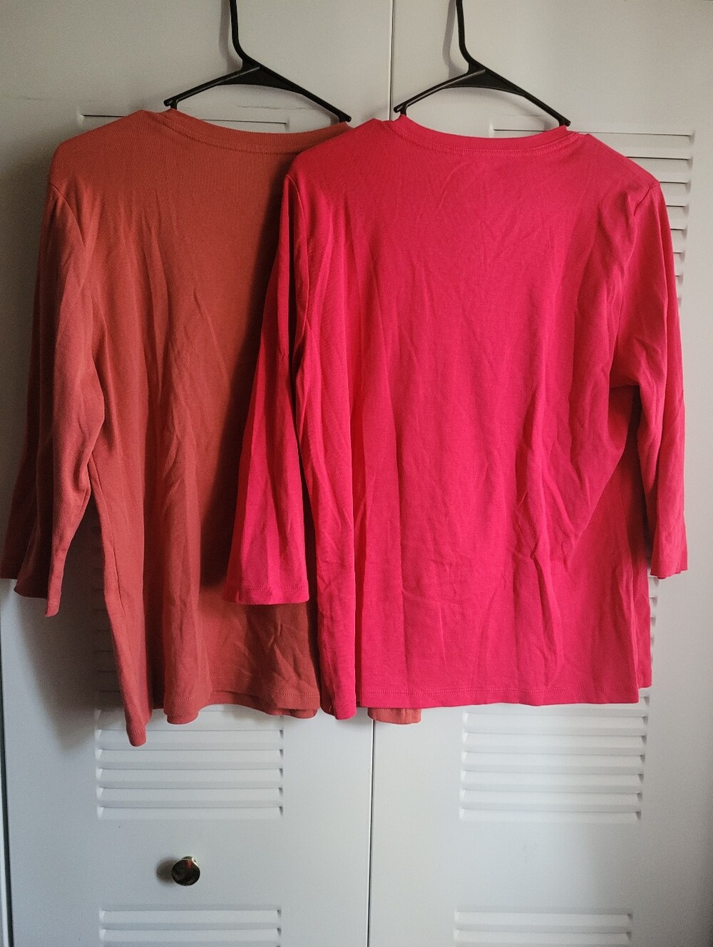 Women's V-Neck 3/4 Sleeve Top - Pink and Rust - Picture 6 of 8